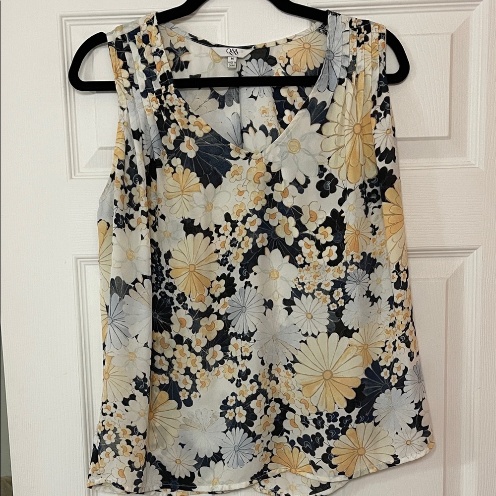 Like New Q&A Floral Sleeveless Blouse - Black, White, Yellow
